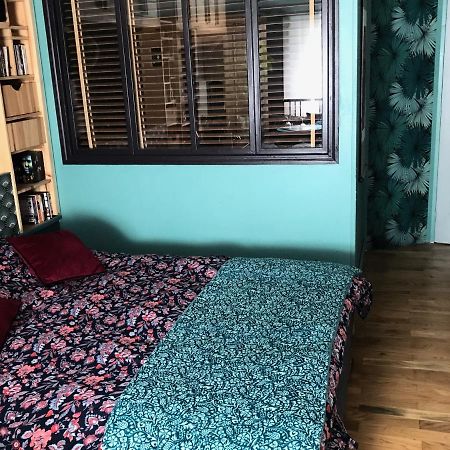 Belle Chambre Avec Sauna Dans Quartier Calme Бордо Екстериор снимка