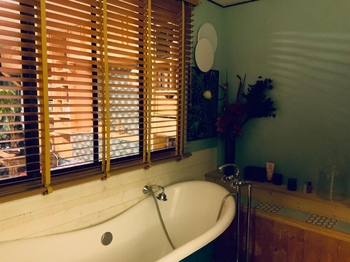 Belle Chambre Avec Sauna Dans Quartier Calme Бордо Екстериор снимка